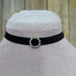 Elegant Black Velvet Choker with Rhinestone Circle Accents